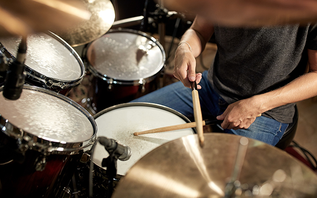 20220531113630_1PqjlyCH.jpg_carousel_수영구드럼연습실_부산 수영구 민락동에 위치한 드럼을 사랑하는 이들의 모임,최고의 시설과 환경,개인연습실 최다보유,자유로운연습,유명프로드러머 개인레슨,쉽고,빠르고,재미있게 초보자 대환영,후니드럼스튜디오